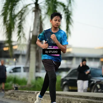 Runner Photo 7910384