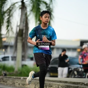 Runner Photo 7910390