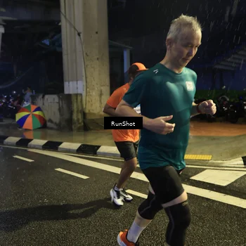 Runner Photo 7910392