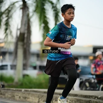 Runner Photo 7910396