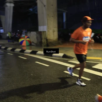 Runner Photo 7910397