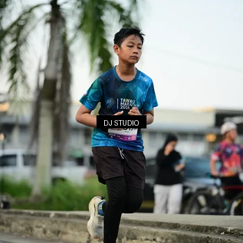 Runner Photo 7910398