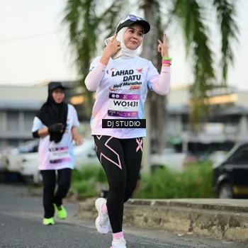 Runner Photo 7910410