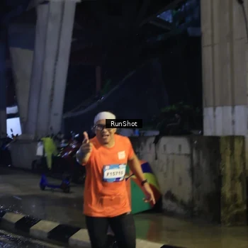 Runner Photo 7910426