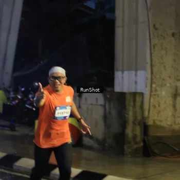 Runner Photo 7910431