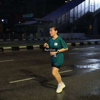 Runner Photo 7910432
