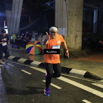 Runner Photo 7910445