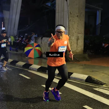 Runner Photo 7910448