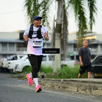 Runner Photo 7910451