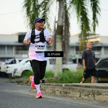Runner Photo 7910462