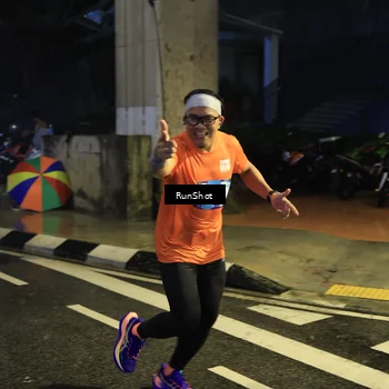 Runner Photo 7910464