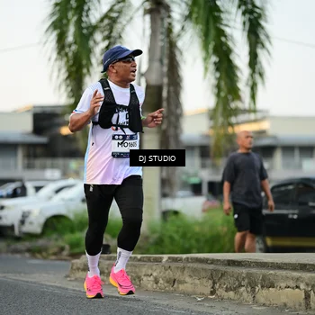 Runner Photo 7910465