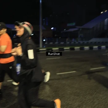 Runner Photo 7910490