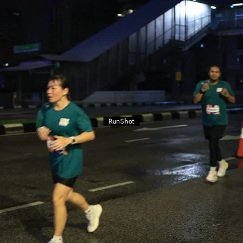 Runner Photo 7910493