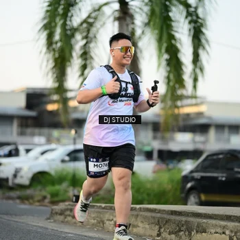 Runner Photo 7910495