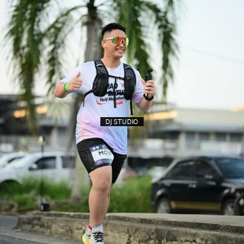 Runner Photo 7910501
