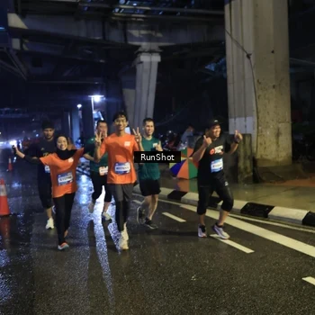 Runner Photo 7910514