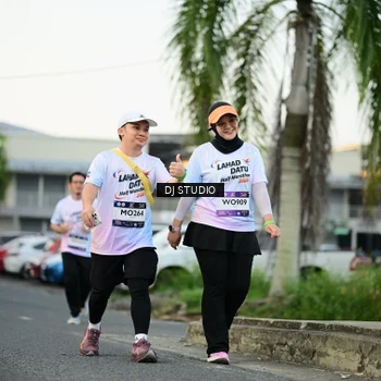Runner Photo 7910538