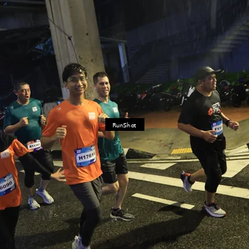 Runner Photo 7910549