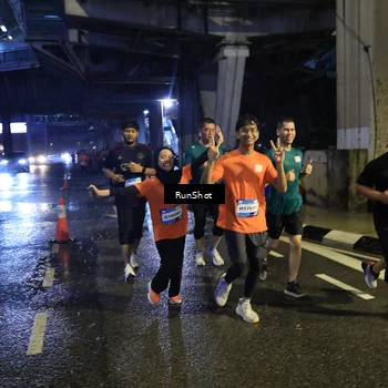 Runner Photo 7910554