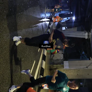 Runner Photo 7910569