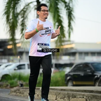 Runner Photo 7910573