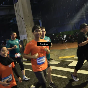 Runner Photo 7910575