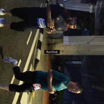 Runner Photo 7910578