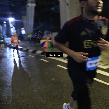 Runner Photo 7910591