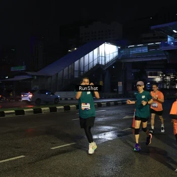 Runner Photo 7910593