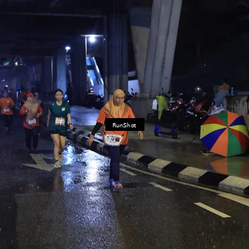 Runner Photo 7910596