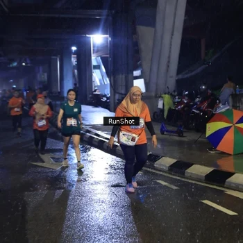Runner Photo 7910597
