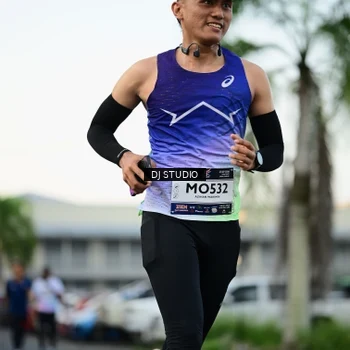 Runner Photo 7910600