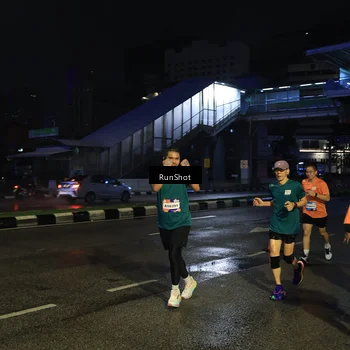 Runner Photo 7910605