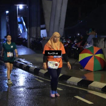 Runner Photo 7910612