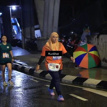 Runner Photo 7910624