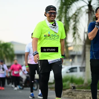 Runner Photo 7910628