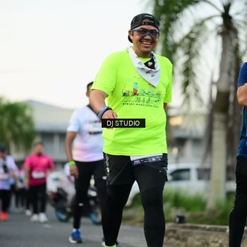 Runner Photo 7910631
