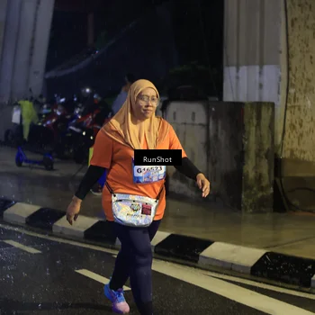 Runner Photo 7910640