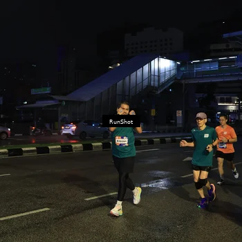 Runner Photo 7910645