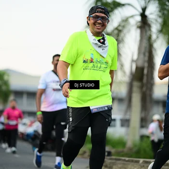 Runner Photo 7910651