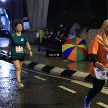 Runner Photo 7910655