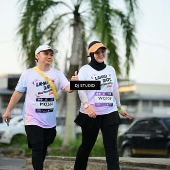 Runner Photo 7910659