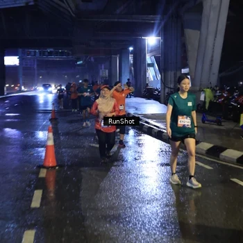 Runner Photo 7910670
