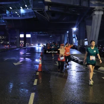 Runner Photo 7910673