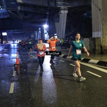 Runner Photo 7910699