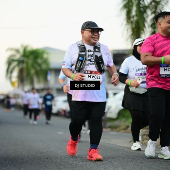 Runner Photo 7910701