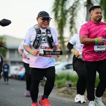 Runner Photo 7910717