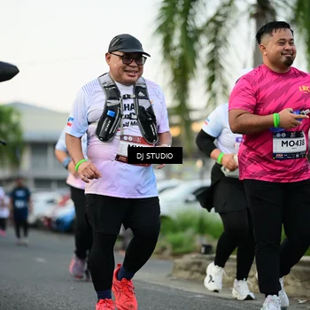 Runner Photo 7910718