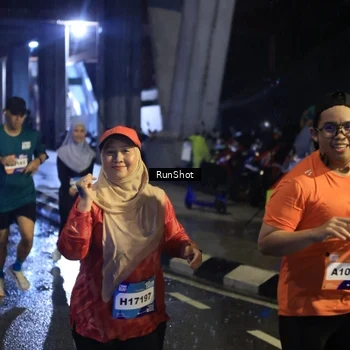 Runner Photo 7910720